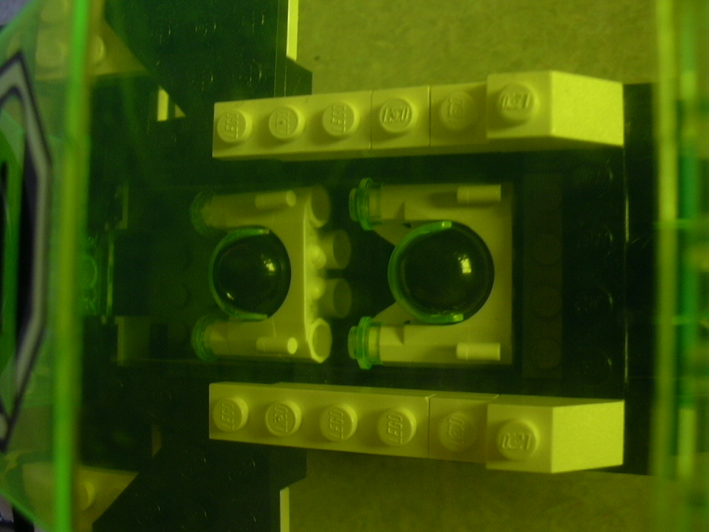 blacktron_fleet_040.jpg