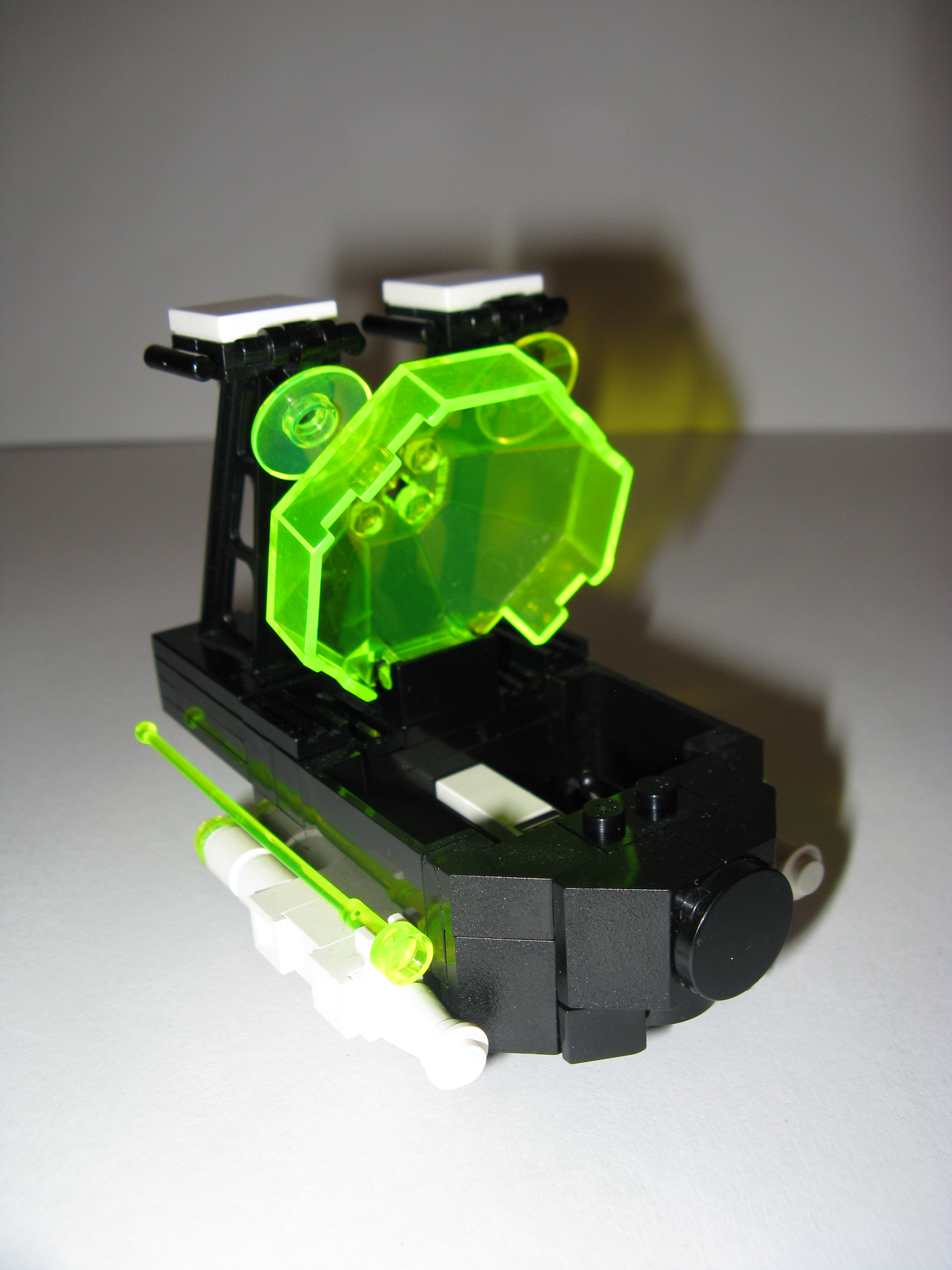small_shuttle_07.jpg