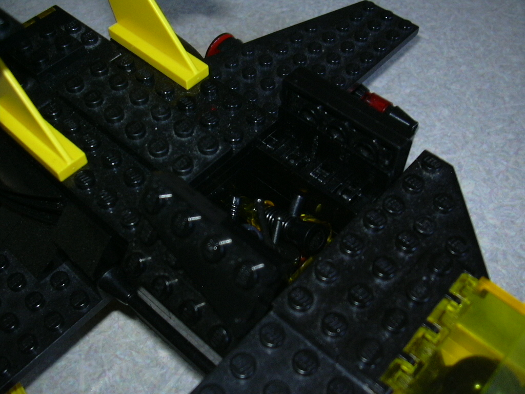 btron_smugglers_04.jpg