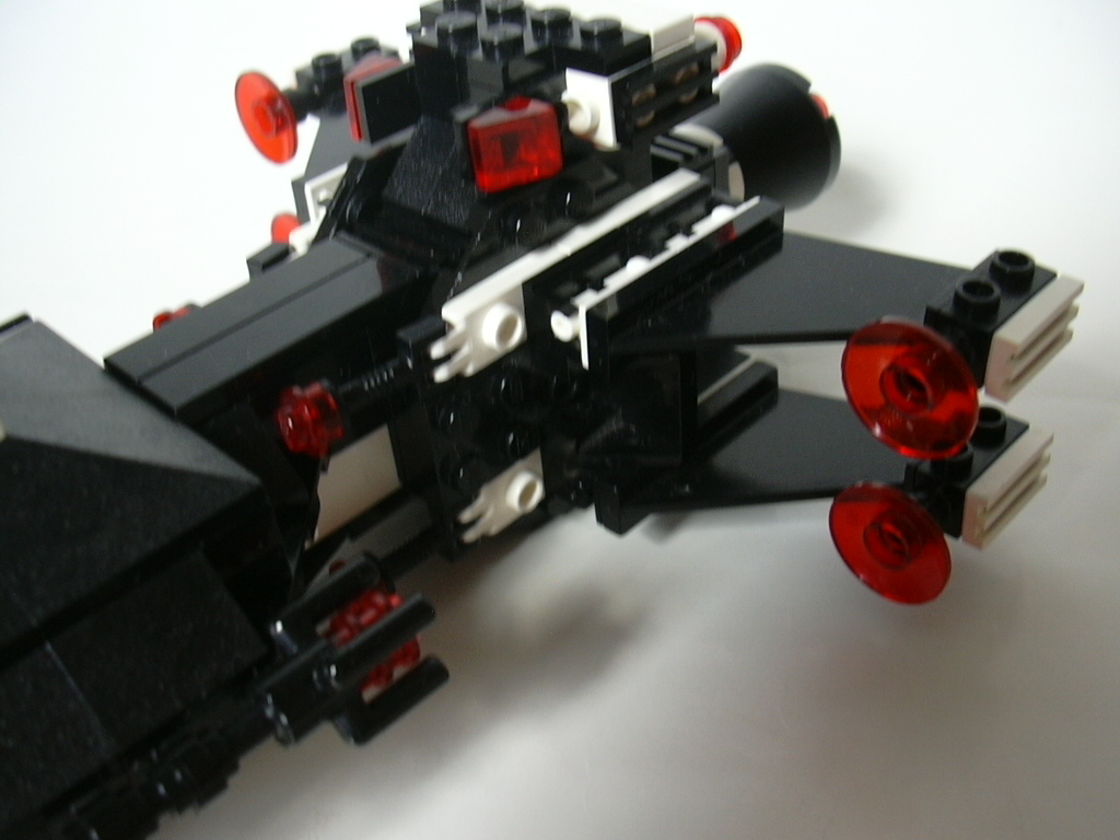 3_blacktron_12.jpg