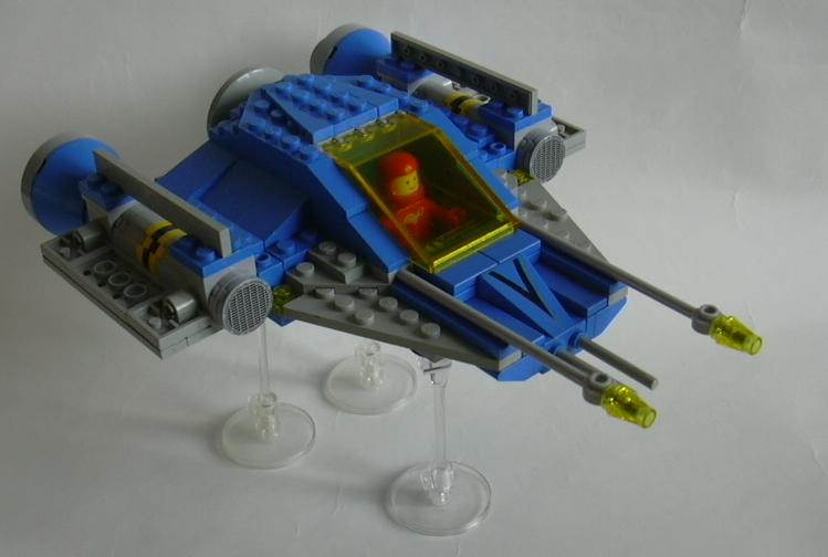 ll-444_galaxy_fighter_001.jpg