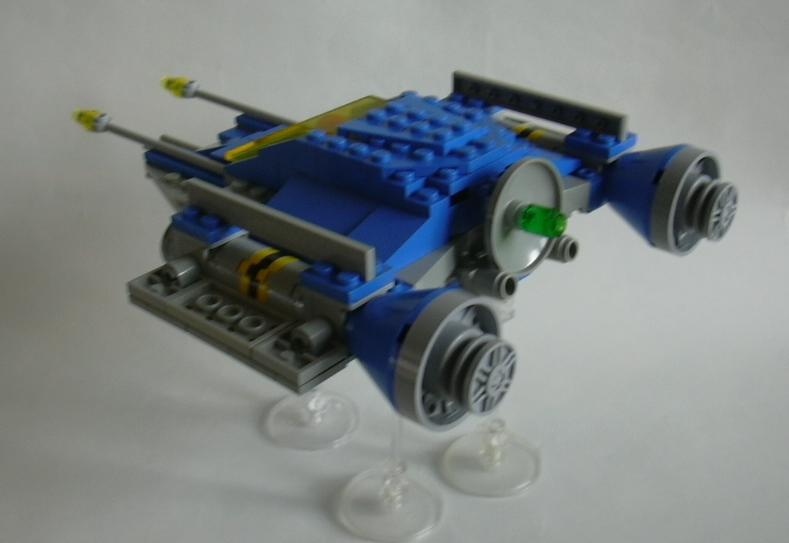 ll-444_galaxy_fighter_002.jpg
