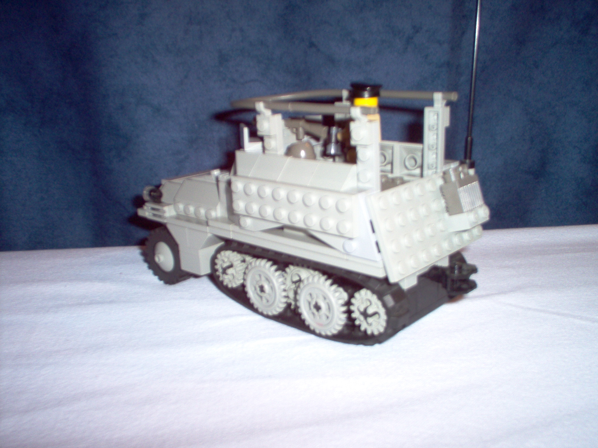 sdkfz_250_2.jpg