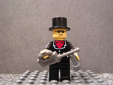 04_martybttf2_biff_spying.jpg