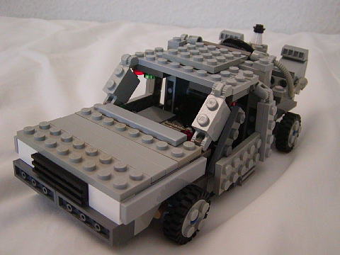 j_bttf2delorean.jpg