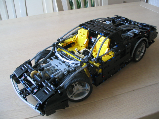 legosupercarblack2011_001.jpg