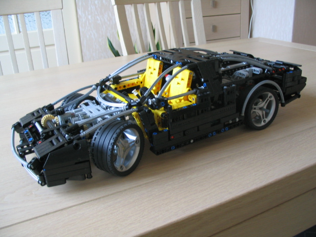legosupercarblack2011_003.jpg