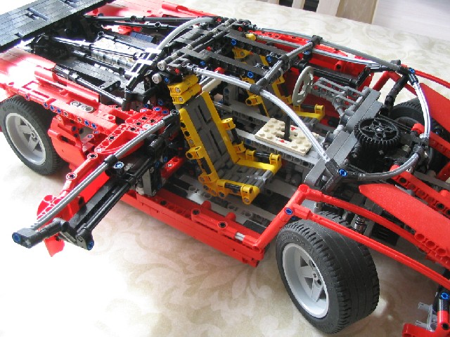 studlesssupercarbugatti_008.jpg