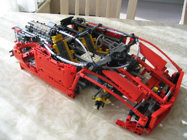 studlesssupercarbugatti_018.jpg