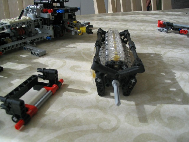studlesssupercarbugatti_043.jpg