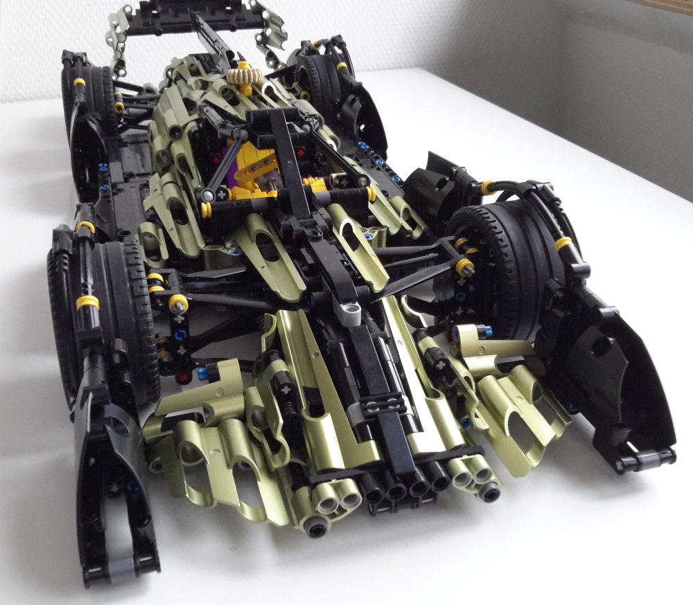 jaguar_xjr19_take6_14.jpg