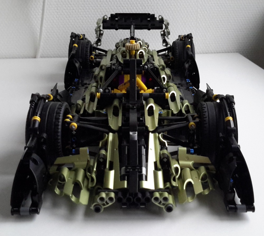 jaguar_xjr19_take6_2.jpg