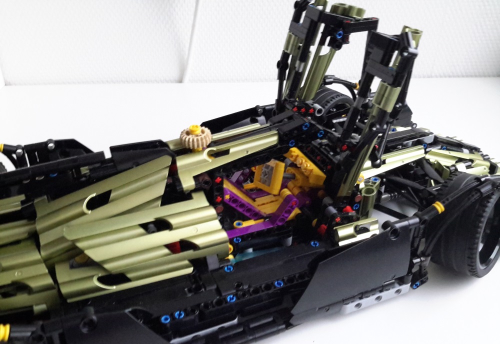jaguar_xjr19_take6_6.jpg
