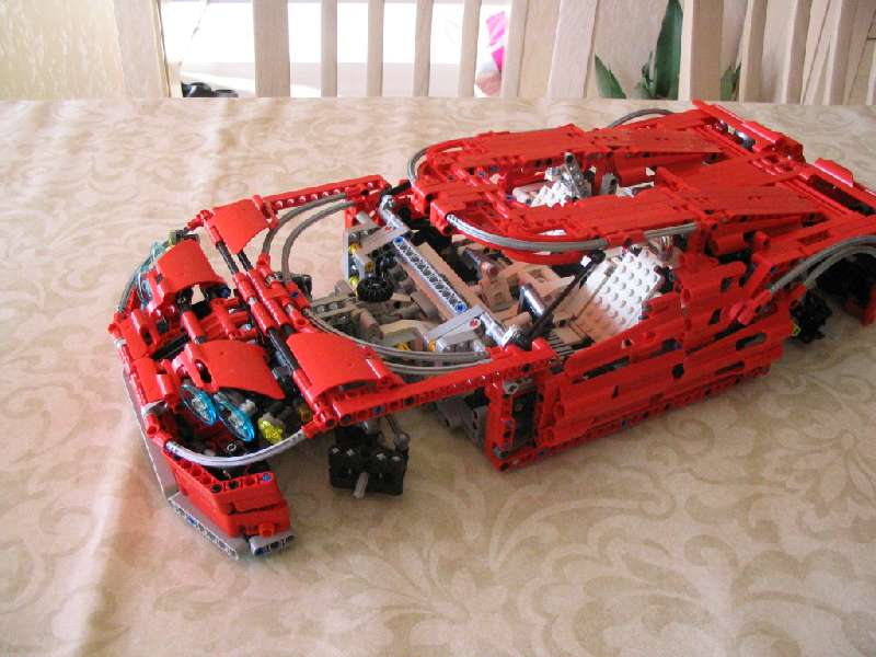 lego_koenigsegg_000.jpg
