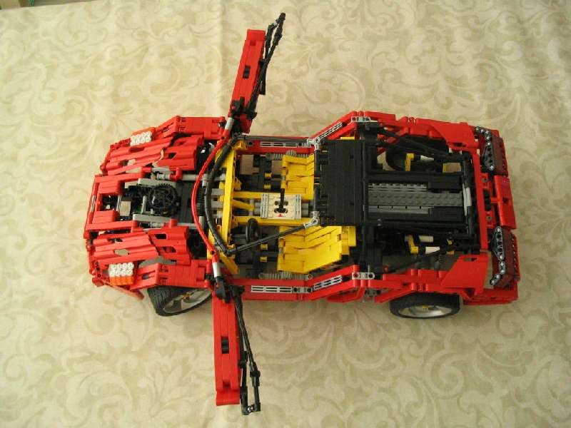lego_studlessredsportscar2009_008.jpg