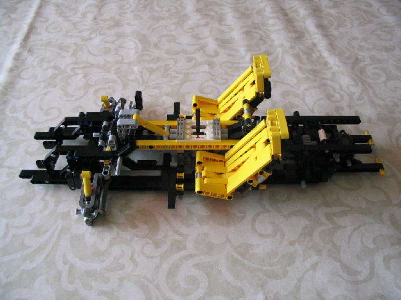 lego_studlessredsportscar2009_023.jpg