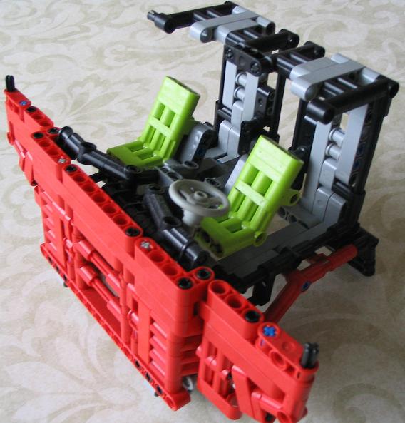 lego_six_axle_truck_018.jpg