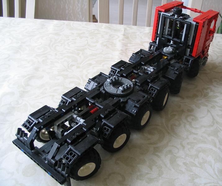 lego_six_axle_truck_004.jpg