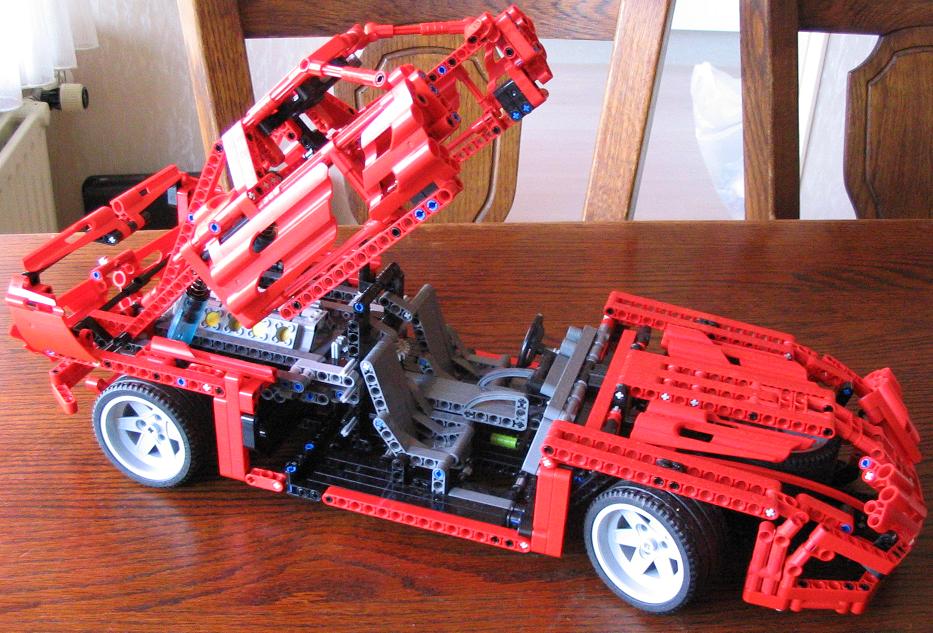 lego_studlessredsportscar_005.jpg
