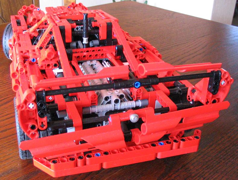 lego_studlessredsportscar_009.jpg