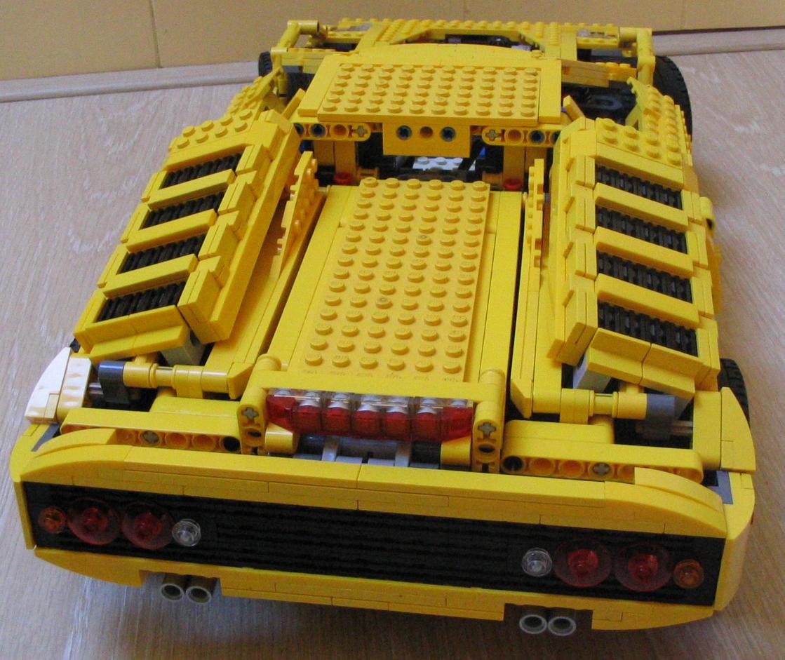 supercar2011yellow_03.jpg