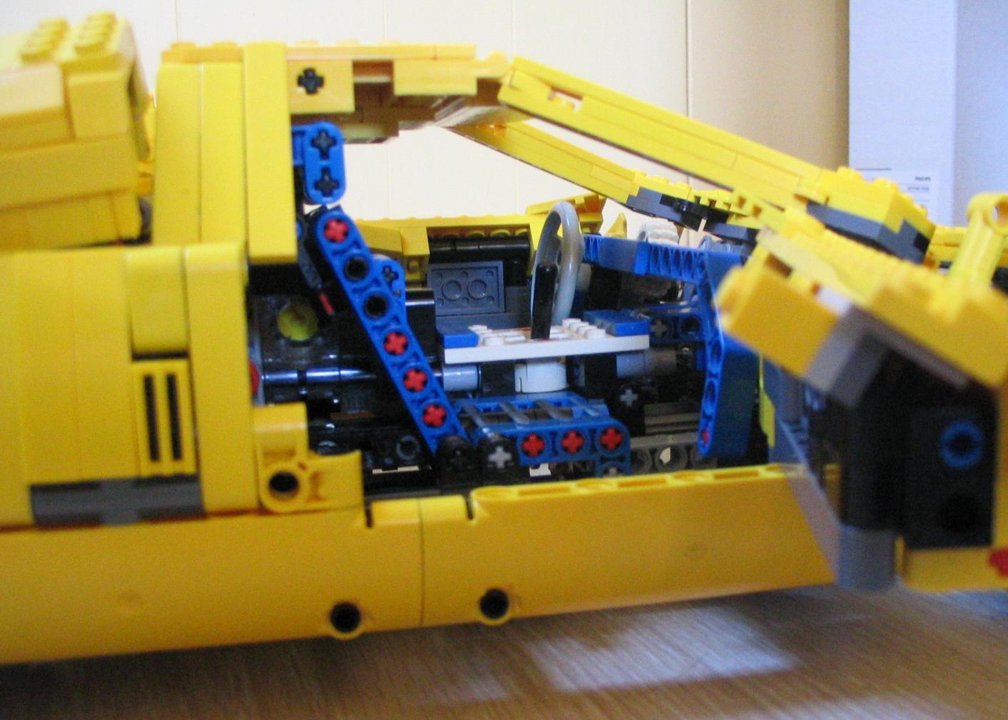 supercar2011yellow_06.jpg