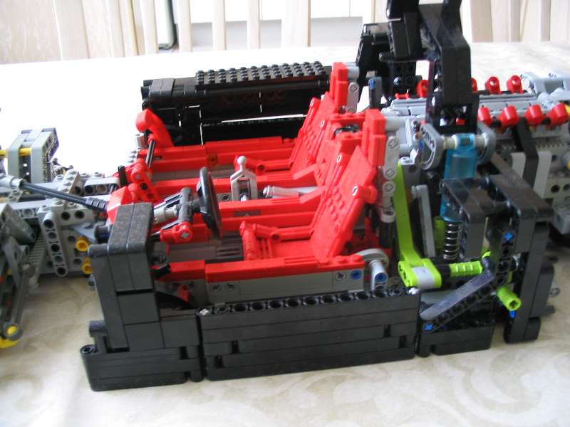 lego_supercarchassis_011.jpg