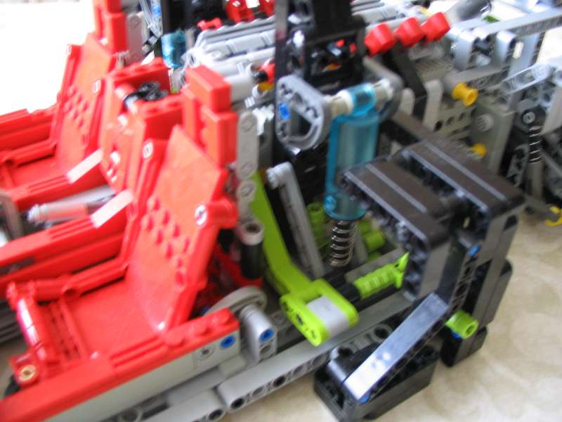 lego_supercarchassis_014.jpg