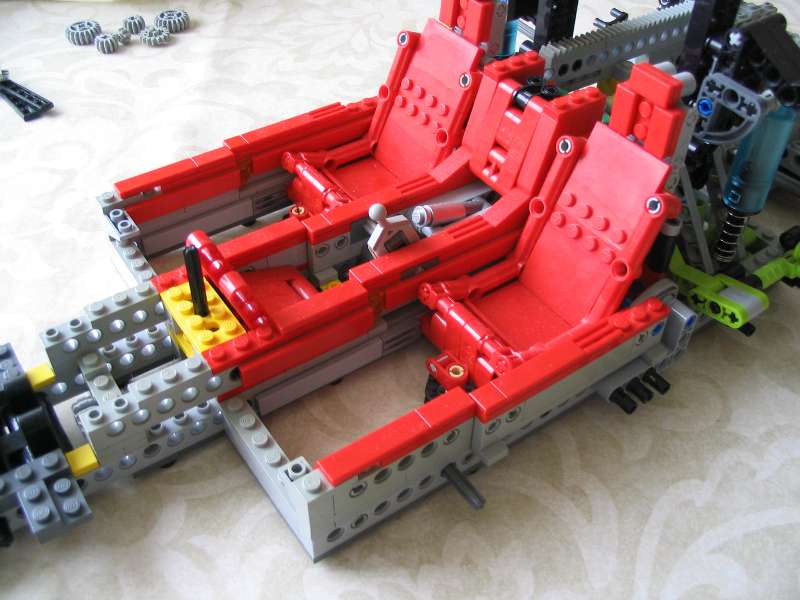 lego_supercarchassis_036.jpg