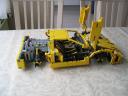 yellowsupercar_020.jpg