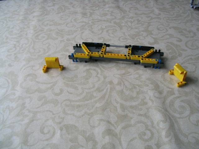 yellowsupercar_045.jpg