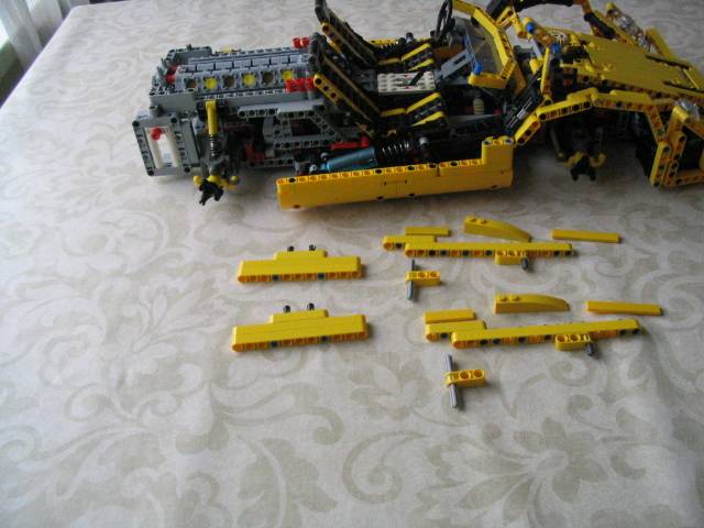 yellowsupercar_053.jpg