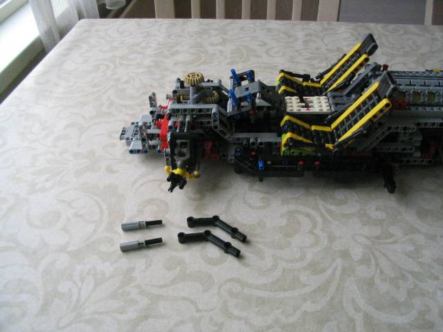 yellowsupercar_084.jpg