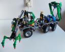 lego_8446studlessclone2021_take3_5.jpg