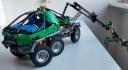 lego_8446studlessclone2021_take3_7.jpg