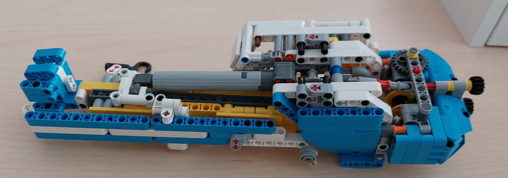 tc22citycrane_finished_14.jpg
