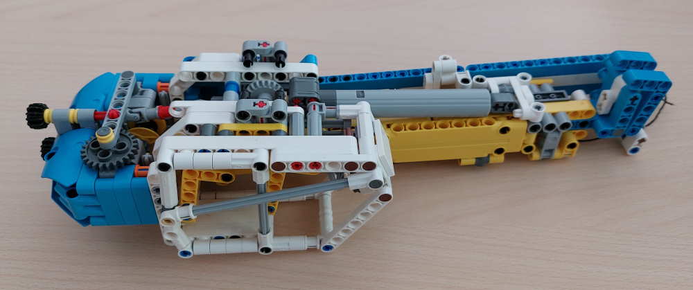 tc22citycrane_finished_15.jpg