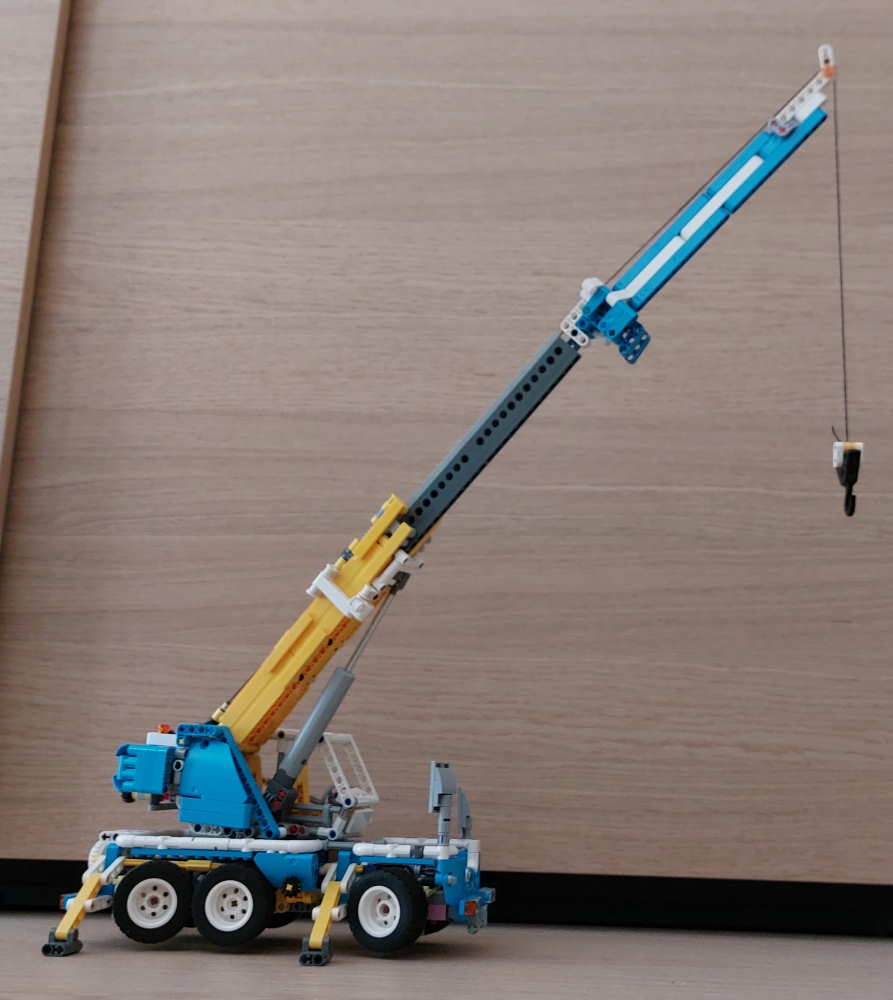 tc22citycrane_finished_23.jpg