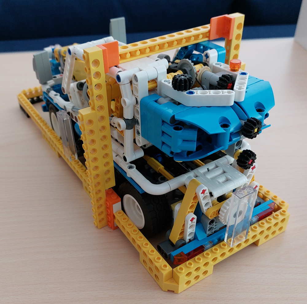 tc22citycrane_finished_3.jpg