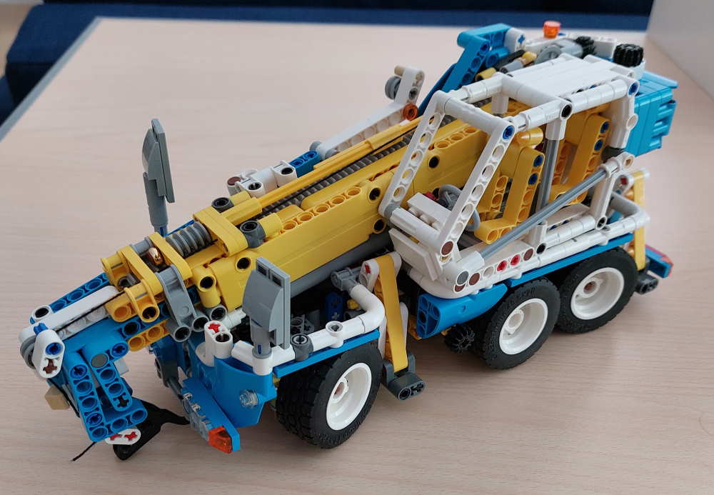 tc22citycrane_finished_4.jpg