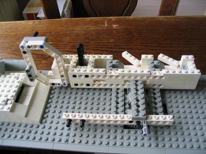 lego_demagac70city_instructions_200.jpg