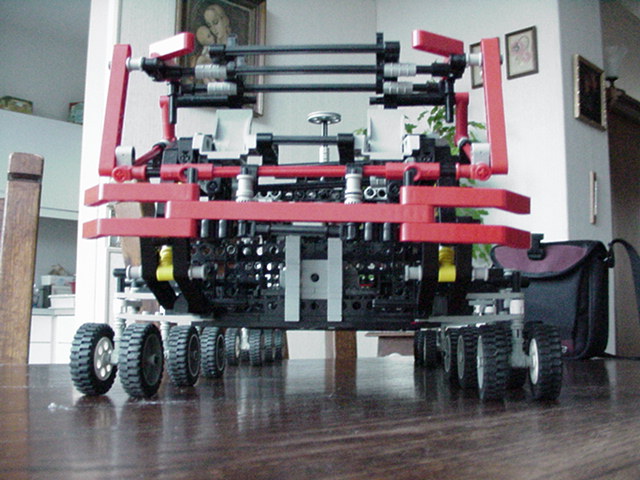 24-wheeler02.jpg