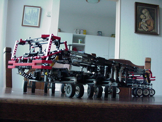 24-wheeler03.jpg