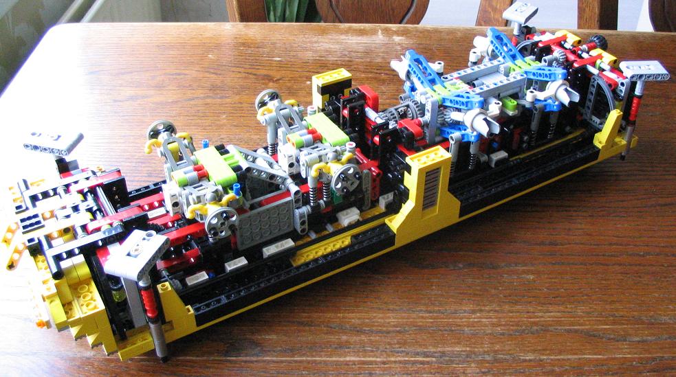 lego_demag_ac70city_big_unfinished_011.jpg