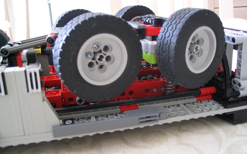 lego_ltm1250unfinished_007.jpg