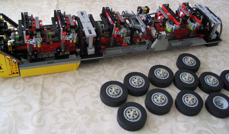 lego_ltm1250unfinished_009.jpg