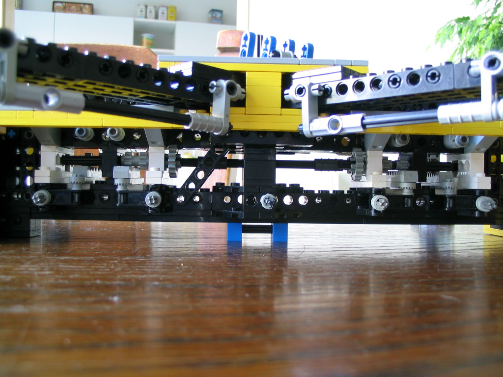 mobilecraneundercarconstruction19.jpg