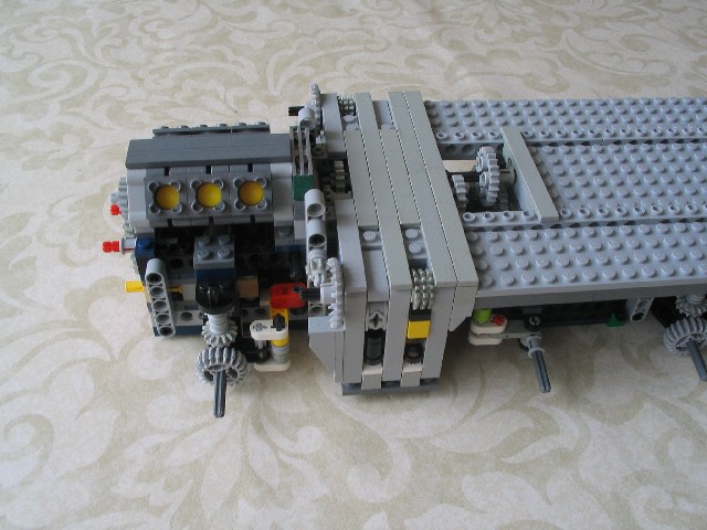 navy5axledrivencrane_010.jpg