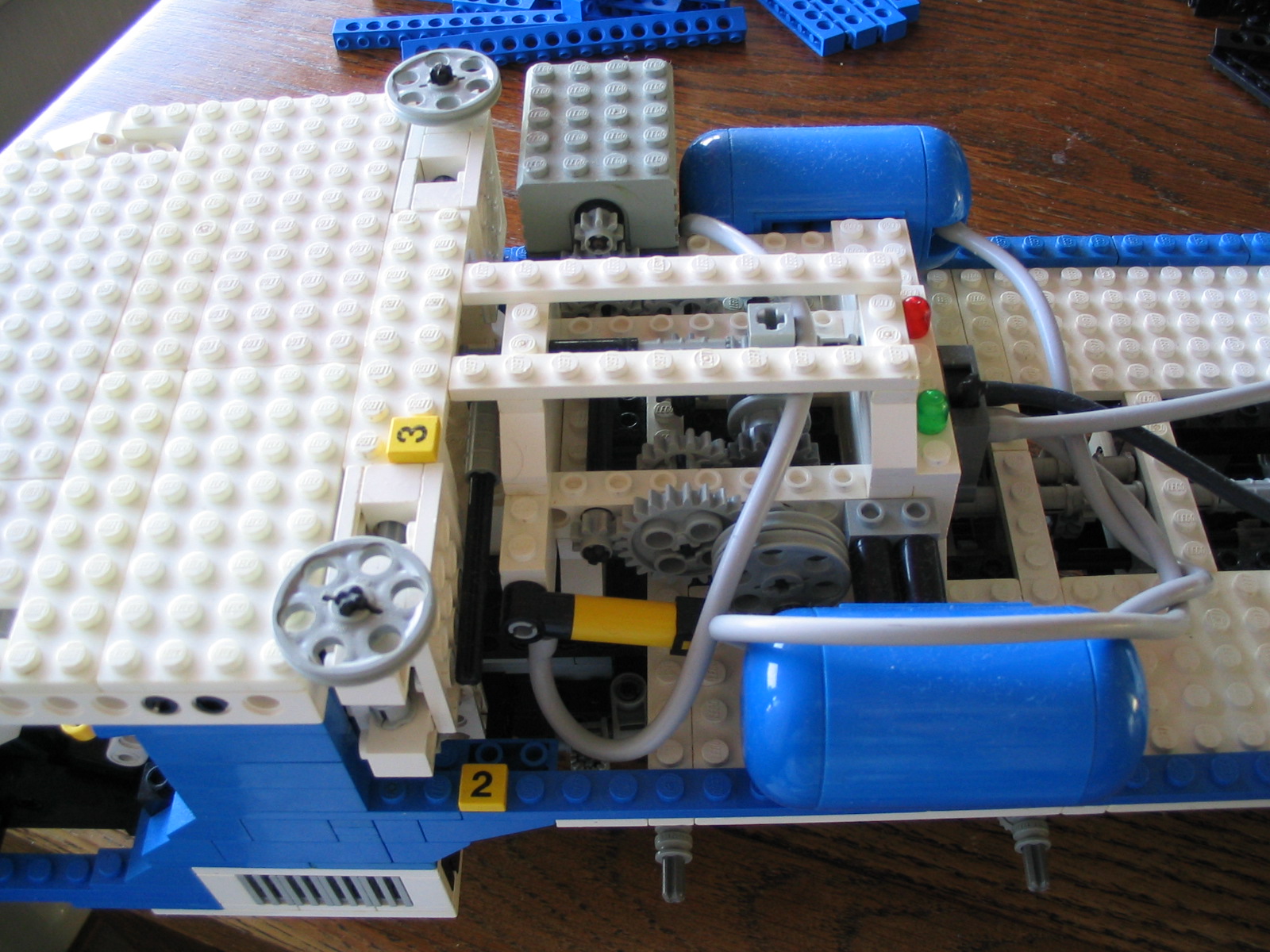 lego_zestienwheeler_039.jpg