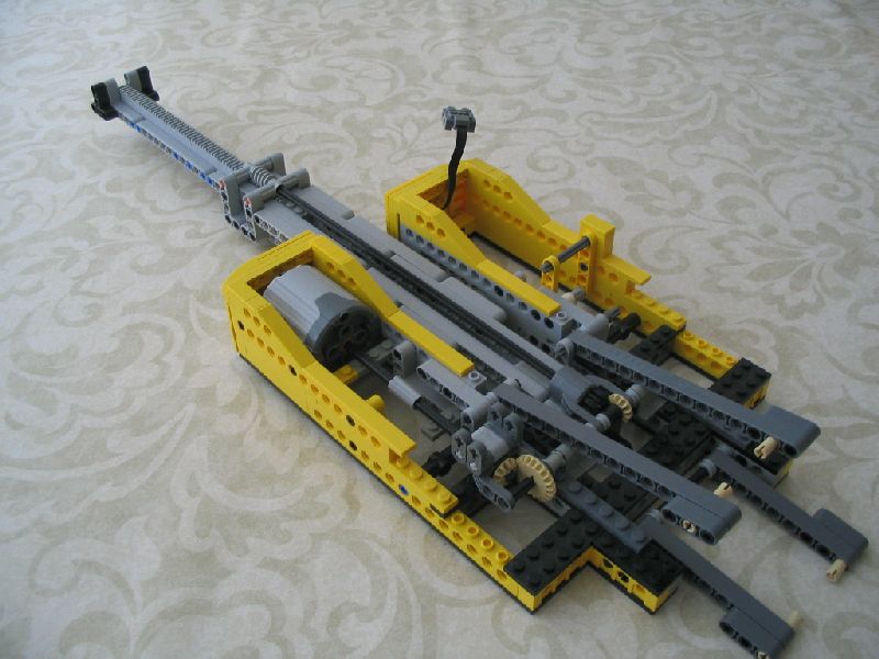 unfinishedfoldingcrane_001.jpg